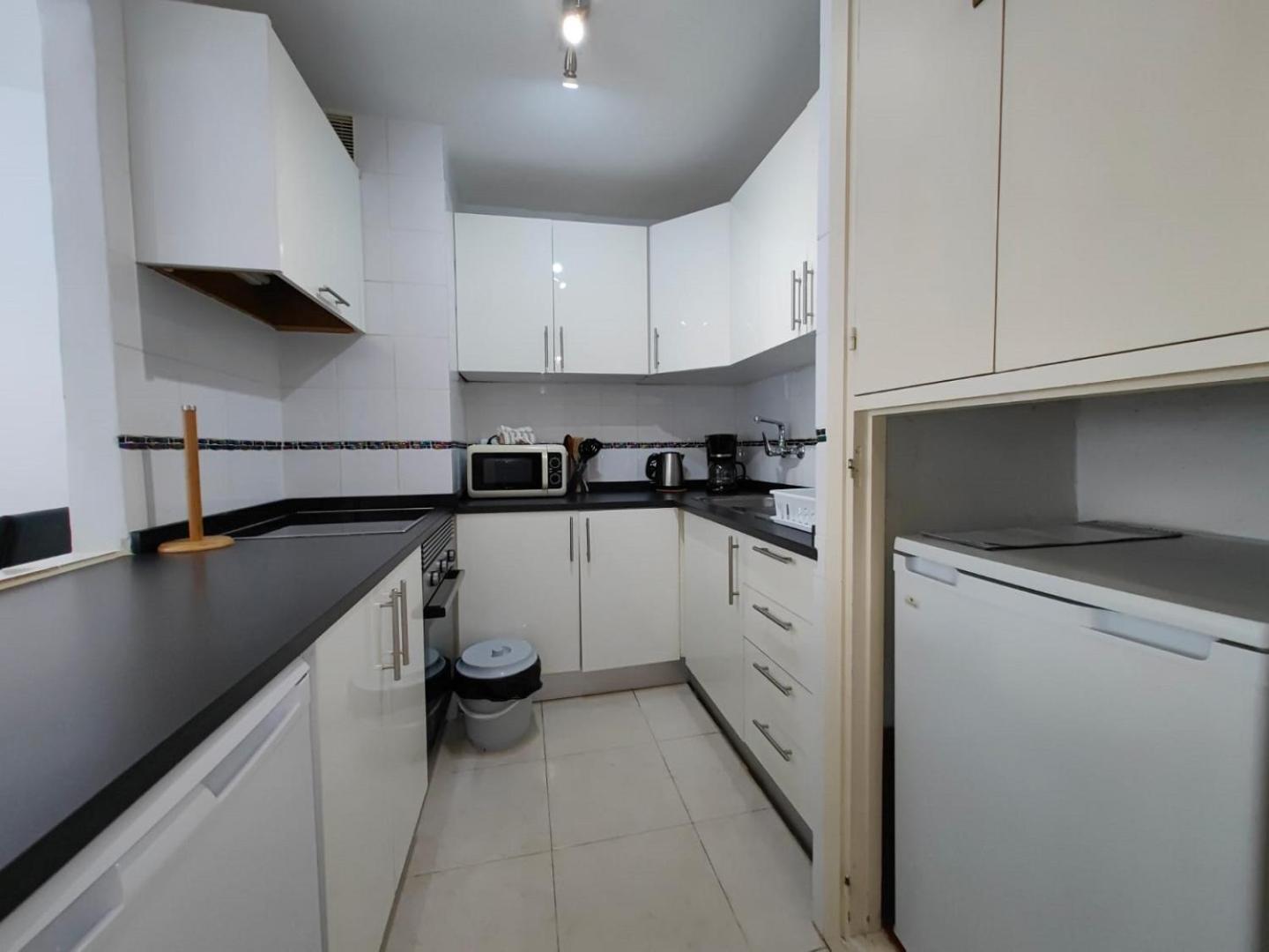 Lena Apartment Estepona Exterior photo